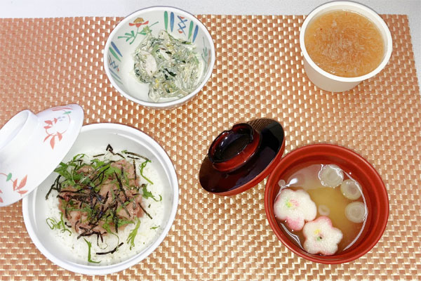 ネギトロ丼